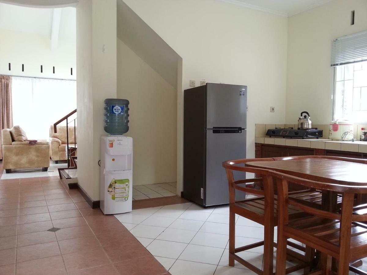 Villa 5Cemara 렘뱅 외부 사진